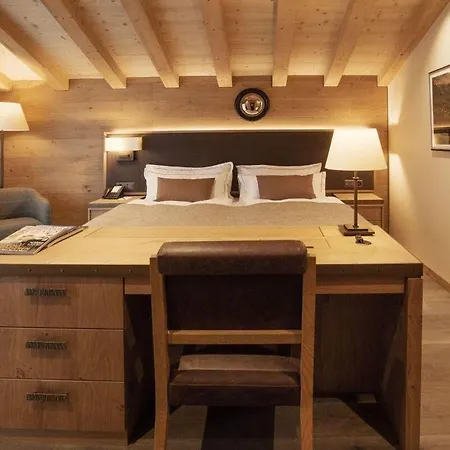Contact Us At What App - 0041-798-079-427 To Book!! - Alpine Chalet - 10 Bedrooms Villa Saas-Fee