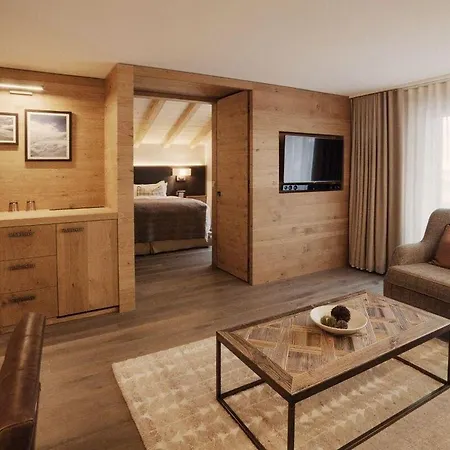Contact Us At What App - 0041-798-079-427 To Book!! - Alpine Chalet - 10 Bedrooms 빌라